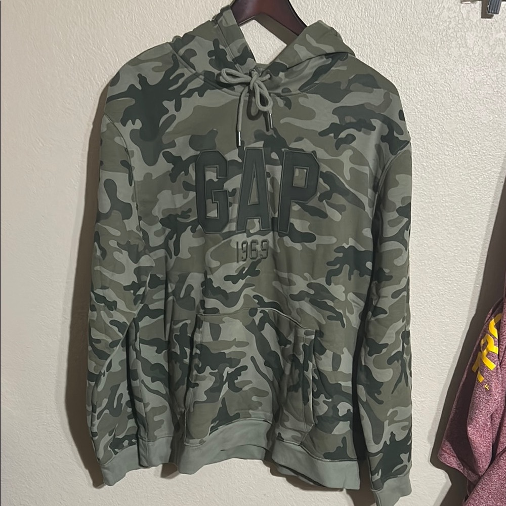 GAP Camouflage Hoodie : Brand New With Tags!